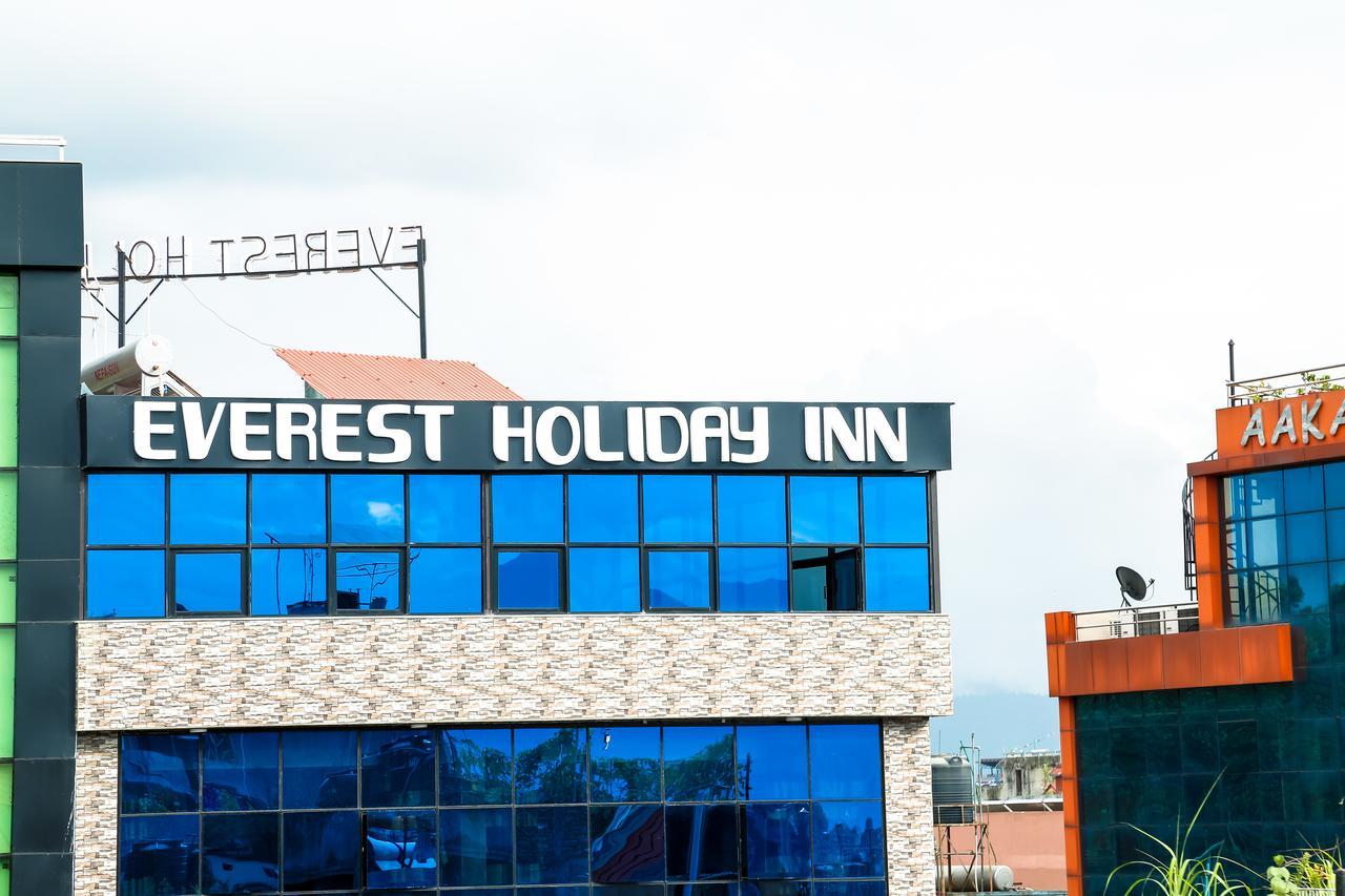 Everest Holiday Inn Kathmandu Esterno foto
